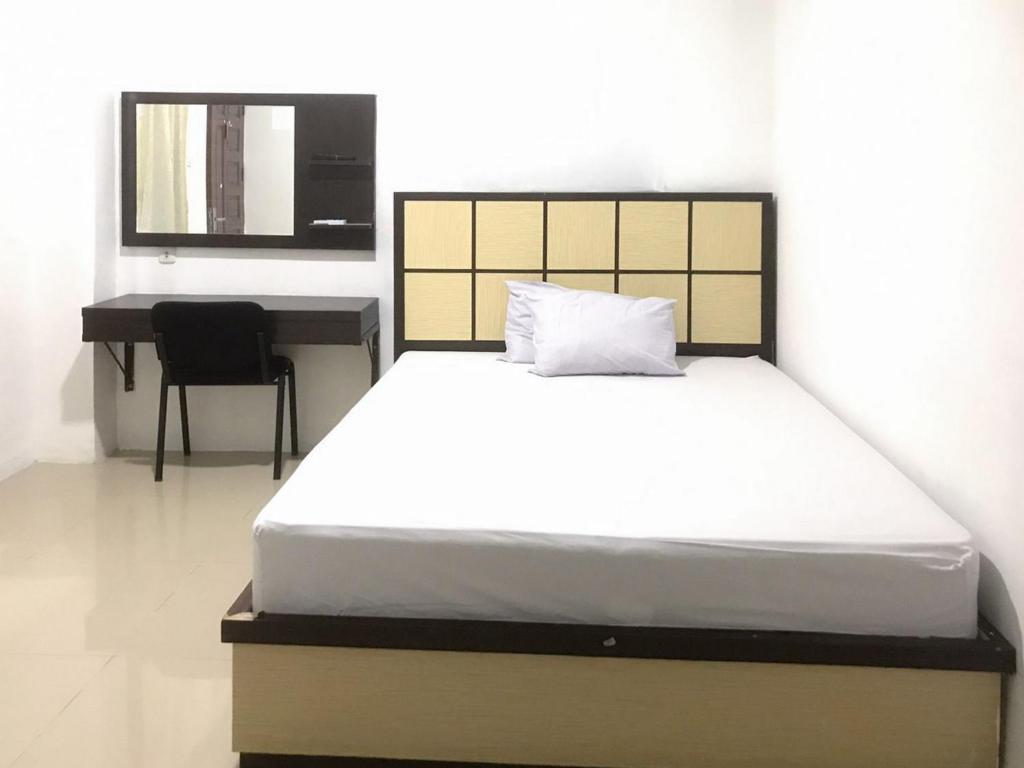 Φωτογραφία από το άλμπουμ του Rose House RedPartner σε Medan