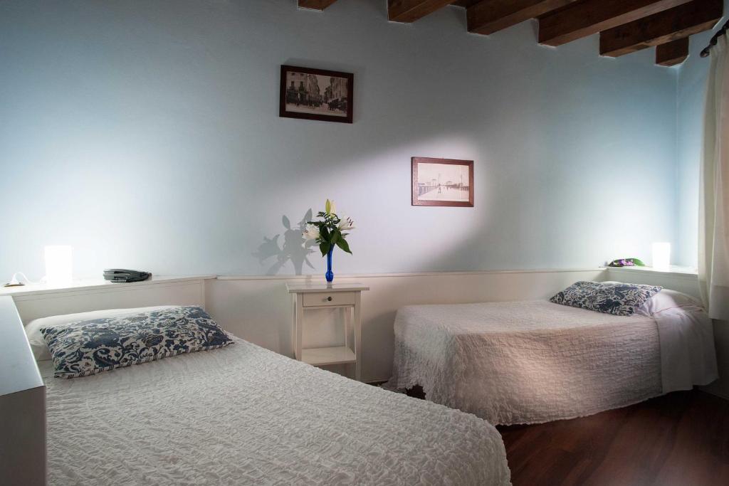 Hotel Al Castello - Piccola Camera Doppia Con Letti Singoli