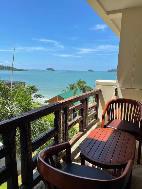 KaiBaeBeach GrandView - غرفة عائلية مع شرفة