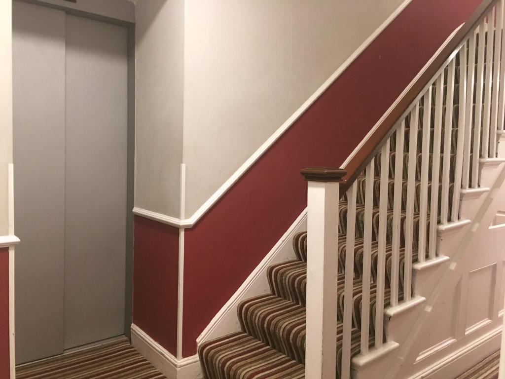 Royal Cambridge Hotel - Resim 11