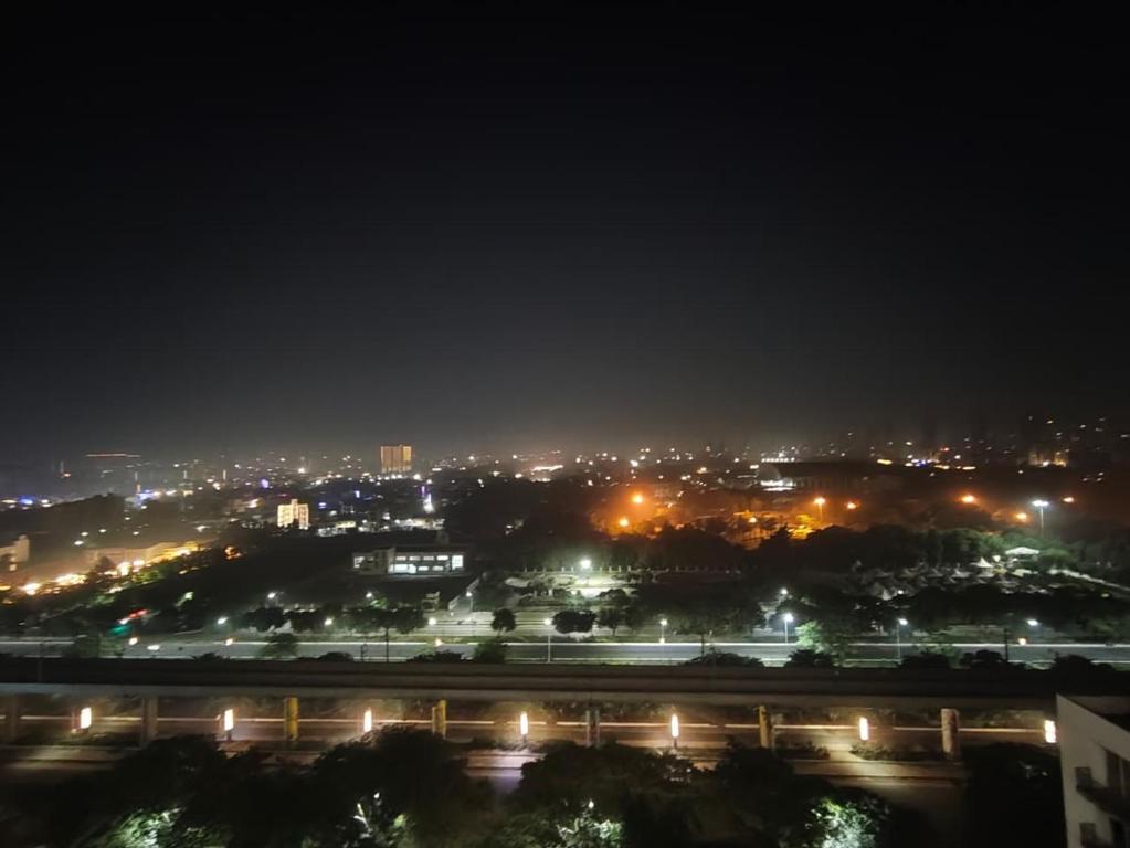 Άποψη από ψηλά του Stay sphere