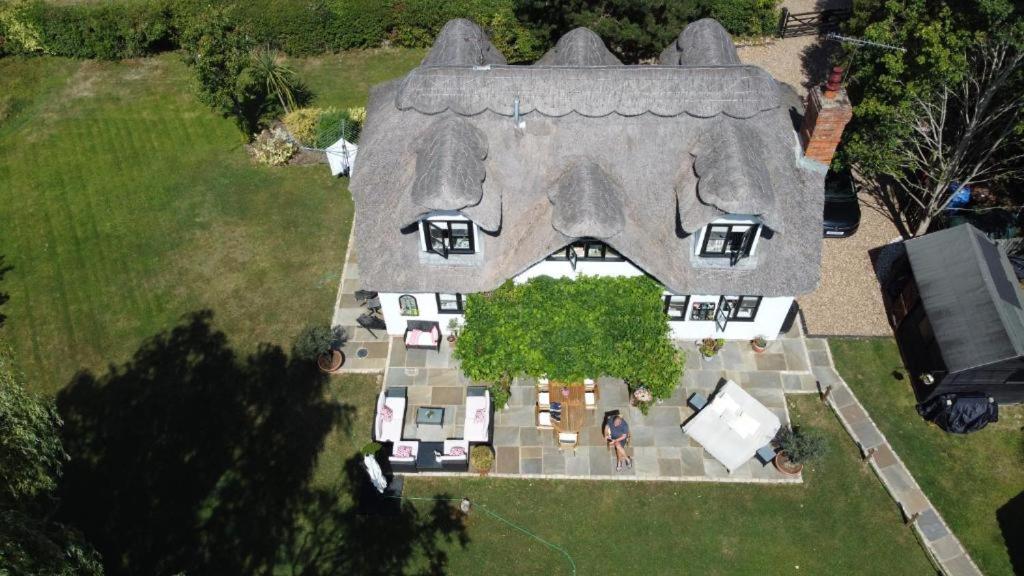 Hoone, kus puhkemaja asub