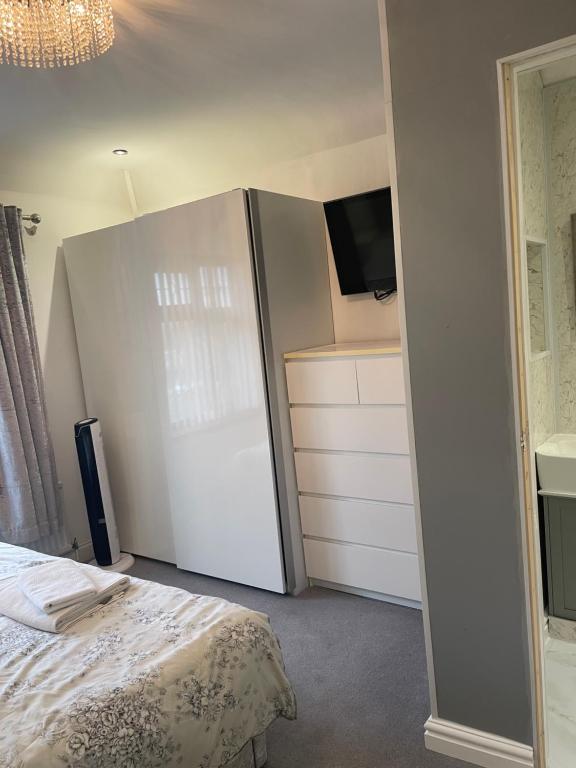 Ένα ή περισσότερα κρεβάτια σε δωμάτιο στο Room Two