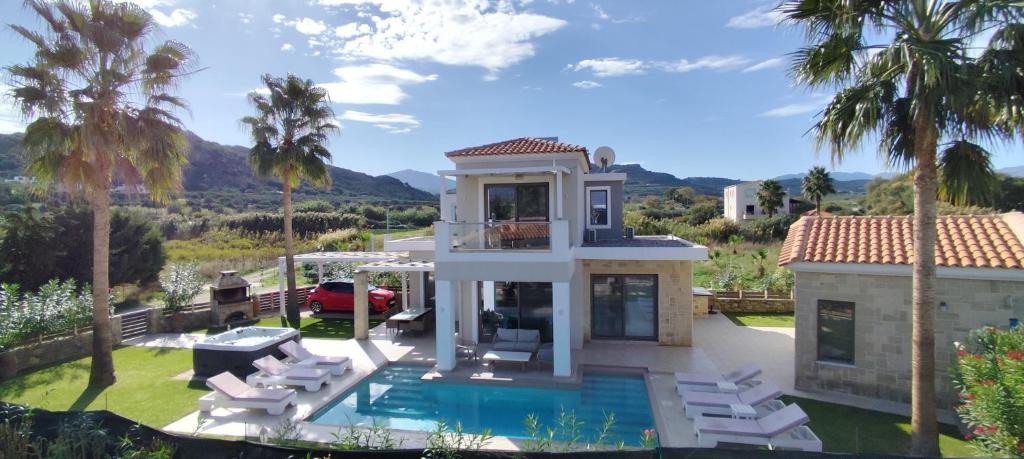 Πισίνα στο ή κοντά στο Villa Alexandros