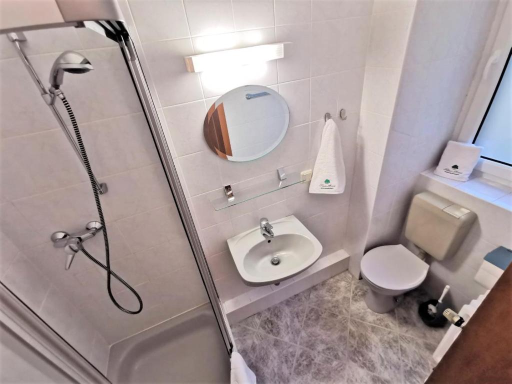 Pension Haus Anna - Twin Room