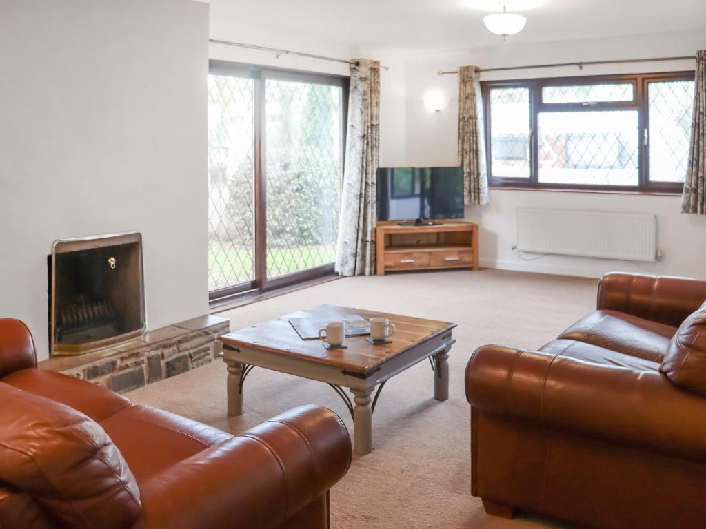 Μια τηλεόραση ή/και κέντρο ψυχαγωγίας στο Radford Retreat