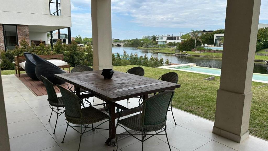 Bazén v ubytování MC Ceibos nebo v jeho okolí