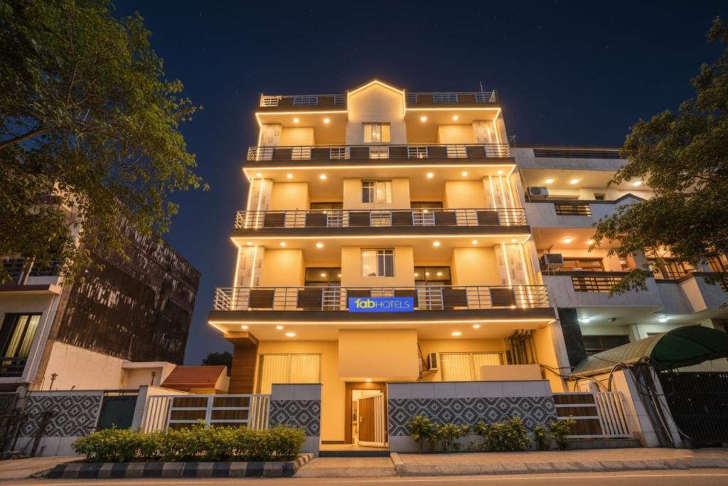 Здание отеля