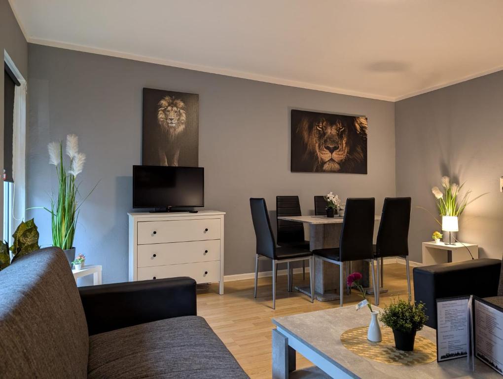 Μια τηλεόραση ή/και κέντρο ψυχαγωγίας στο Stadtnah an der Förde 7 HH L 1OG