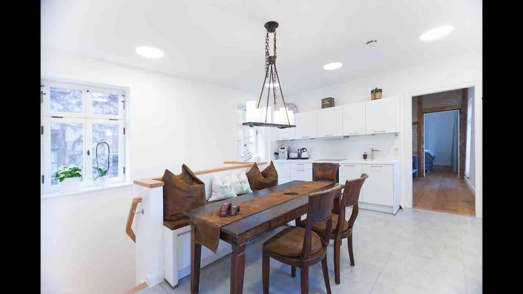 Køkken eller tekøkken på Exklusive Unterkunft im Herzen der Altstadt