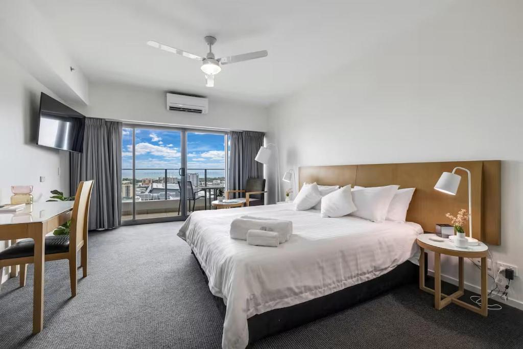 Ένα ή περισσότερα κρεβάτια σε δωμάτιο στο Luxury CBD High Rise Studio