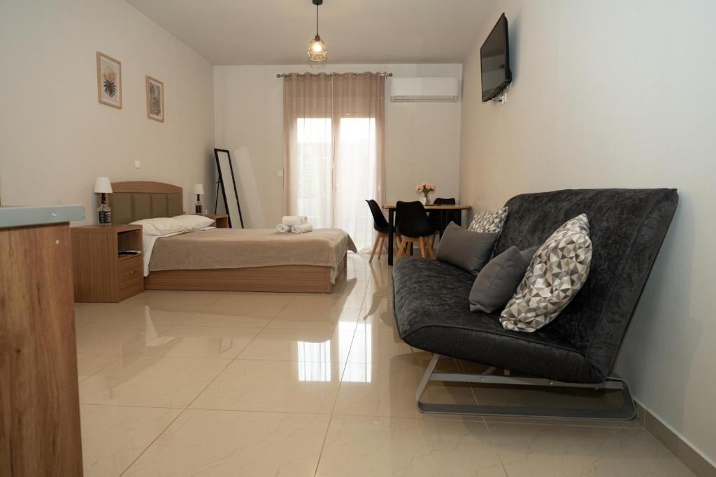 Anesis Airport rooms 204 photo