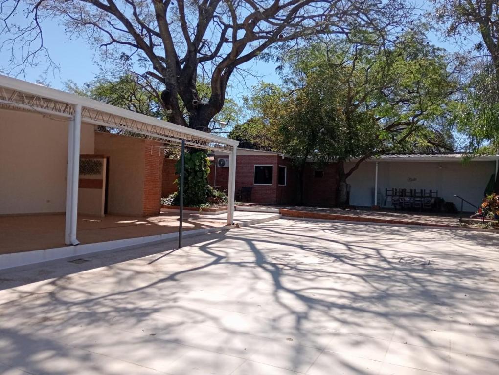 Το κτήριο όπου στεγάζεται  ο ξενώνας