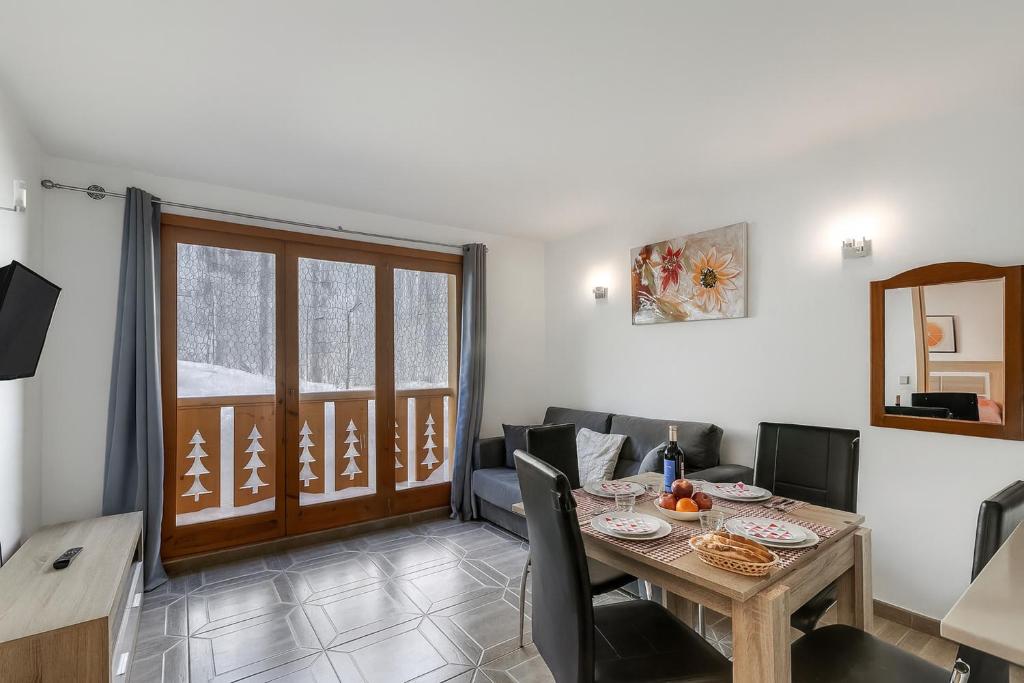 Χώρος καθιστικού στο El Tarter Ski Apartment for Families - Happy Rentals