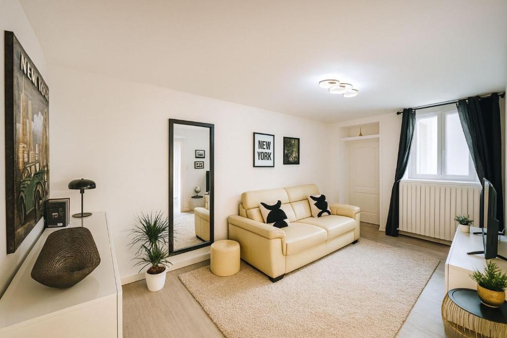 Χώρος καθιστικού στο Appartement proche Amnéville, 2 chambres, 5 couchages, cuisine, salon, terrasse et parking