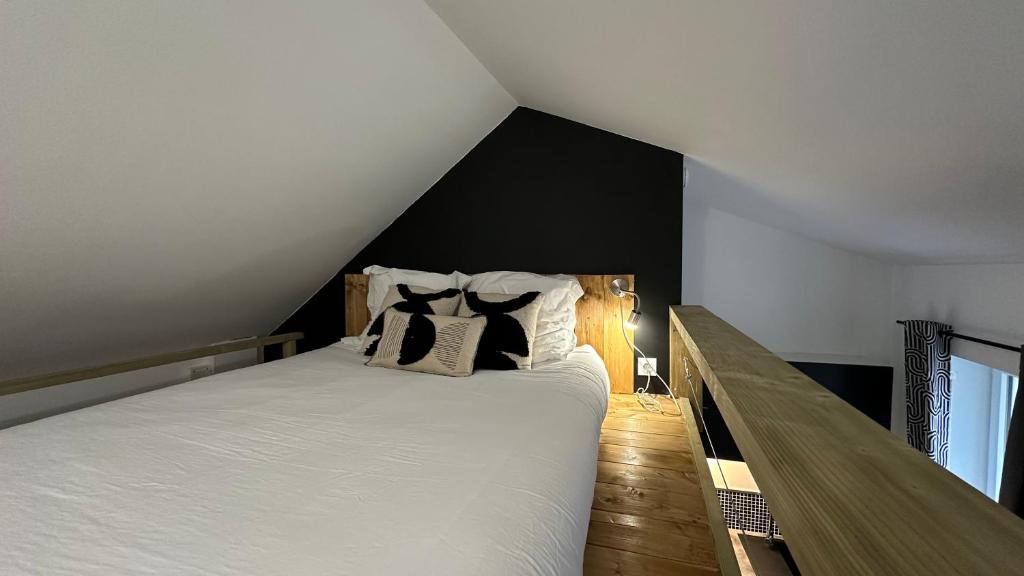 Giường trong phòng chung tại Le petit Terminus - Proche de la gare de Nevers