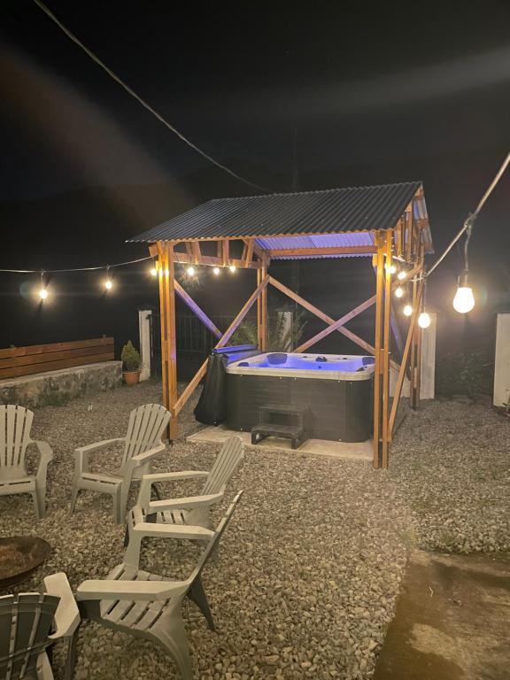 Fotografie z fotogalerie ubytování Villa Estelle au cœur des hauts - Vue mer et montagne - Jacuzzi, Ping-pong et Billard v destinaci La Plaine des Palmistes