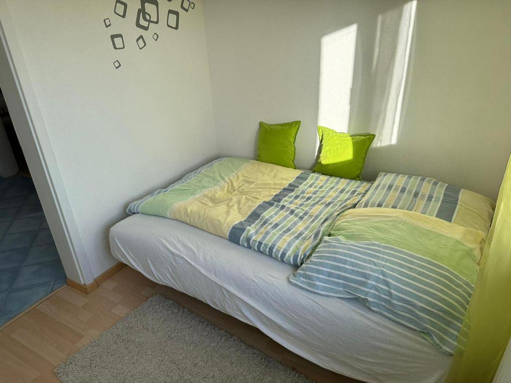 Ένα ή περισσότερα κρεβάτια σε δωμάτιο στο Lovingly and Calm Accommodation