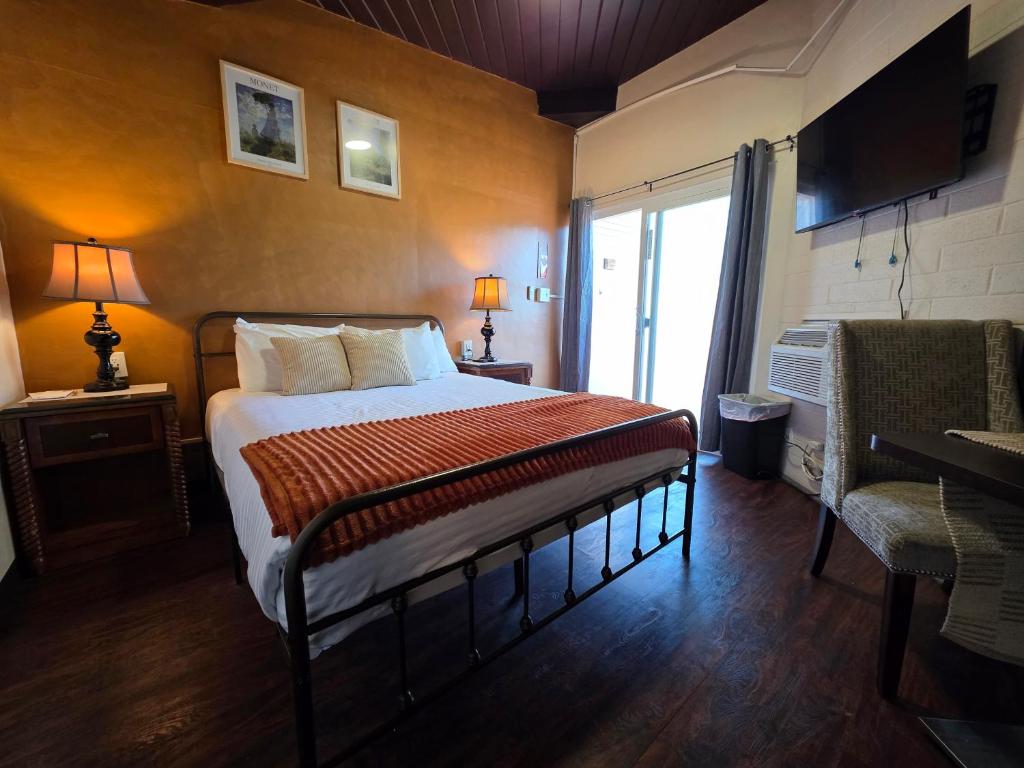 Sierra Lodge Three Rivers - 