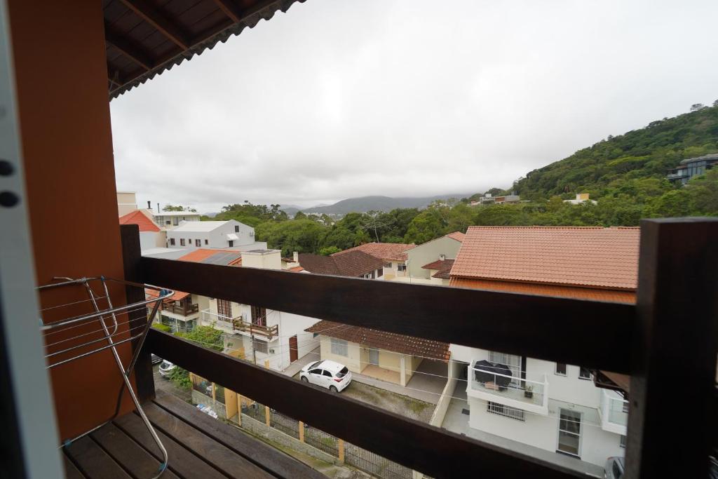 Üldine mäevaade või majutusasutusest Hotel Compartilhado Ohmvue Floripa pildistatud vaade