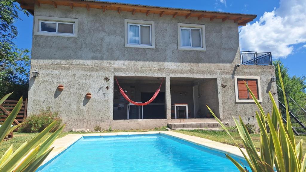 Πισίνα στο ή κοντά στο Loft en las Sierras