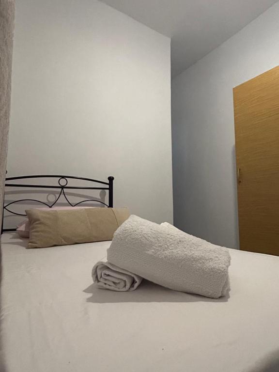 Lemonia - Chambre Simple Avec Salle De Bains Privative