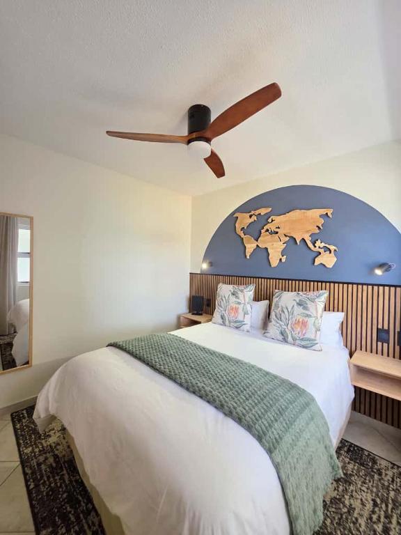 En eller flere senge i et værelse på The Nautical Nook