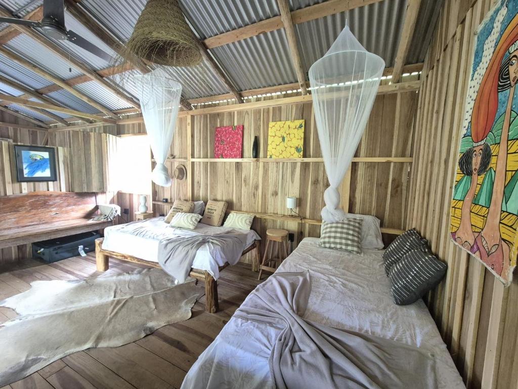 Et opholdsområde på Papaya Lodge