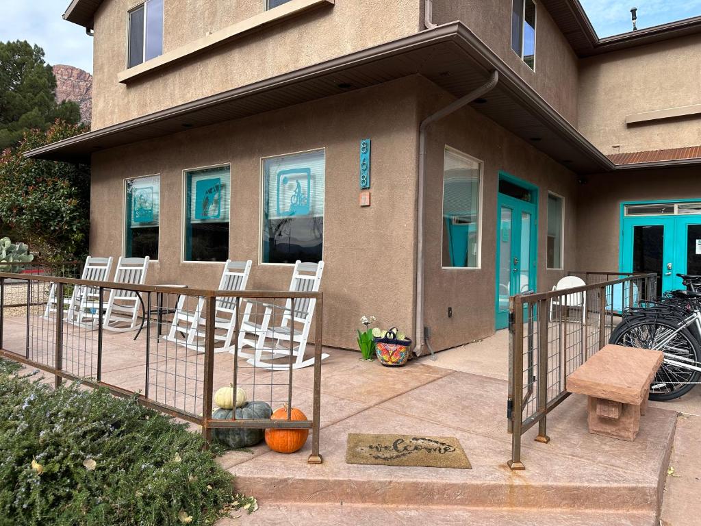 Rõdu või terrass majutusasutuses Agave Suites