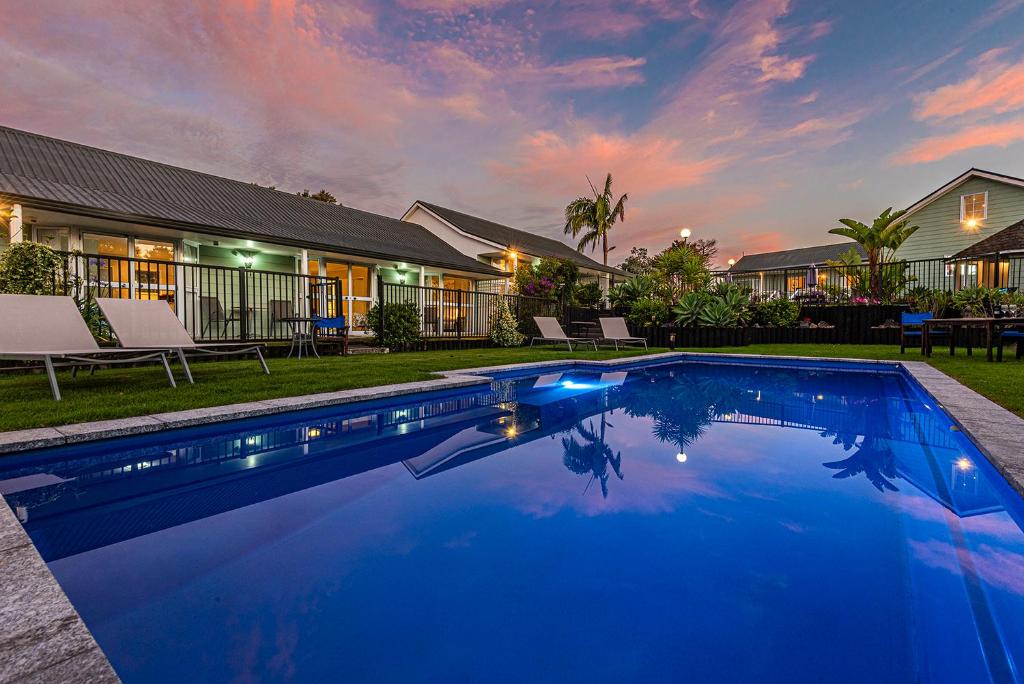 Πισίνα στο ή κοντά στο Ash Grove Boutique Motel