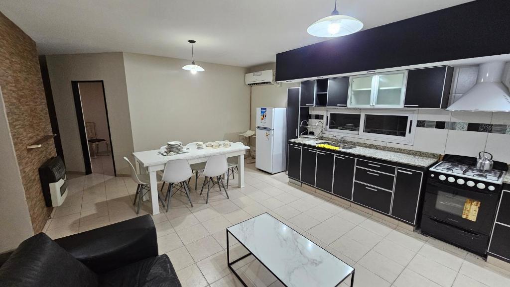 Departamento Temporario Plaza Alameda - Housity