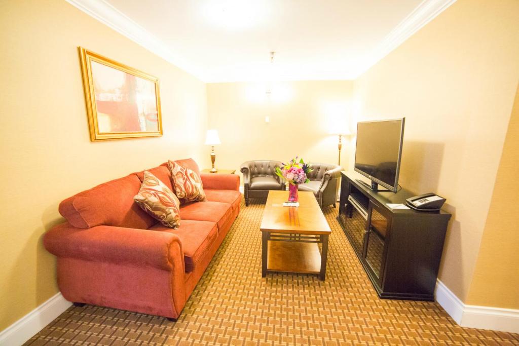 Posezení v ubytování Abercorn Hotel, Trademark Collection by Wyndham