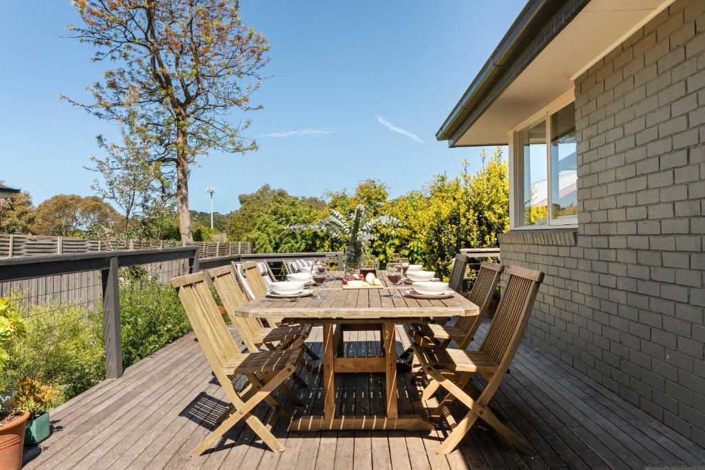 Μπαλκόνι ή βεράντα στο Wildwood Cottage - Village Beach Wineries