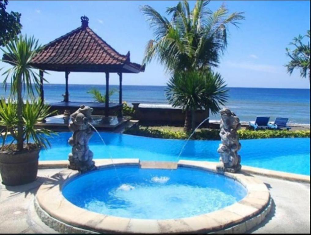 Piscina en o cerca de Coral Bay Bungalows Amed Bali