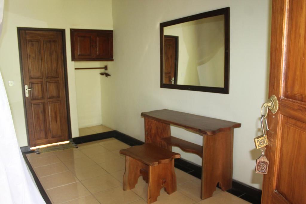 Van Karning Bungalow - 9