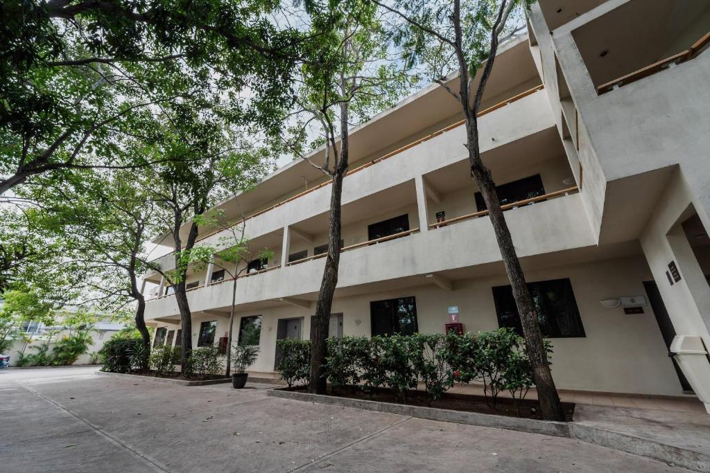 Το κτήριο όπου στεγάζεται  το πανδοχείο