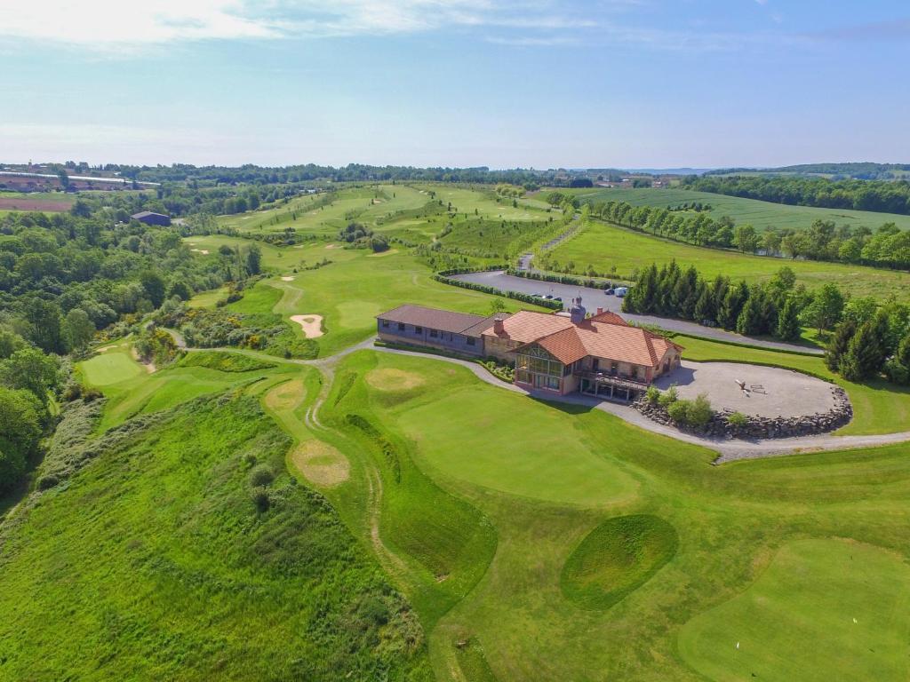 Gallery image of Domaine d&#39;Essendiéras in Saint-Médard-dʼExcideuil