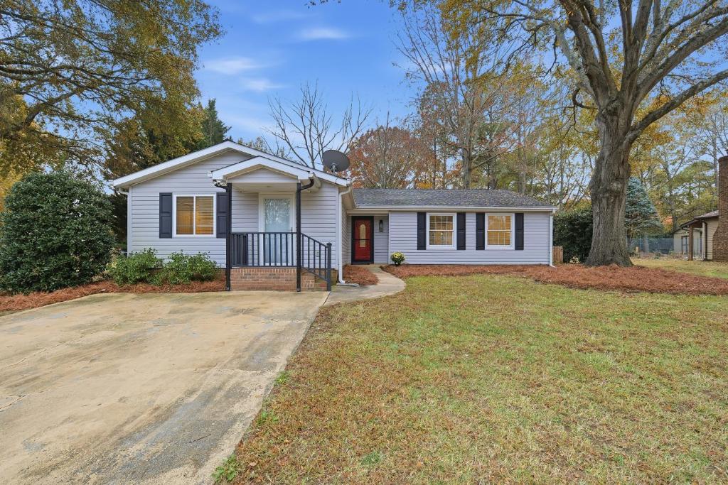 Το κτήριο όπου στεγάζεται  η παραθεριστική κατοικία