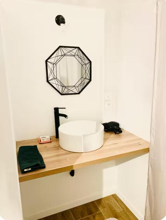 Fotografie z fotogalerie ubytování Studio 30m2 proche Aeroport dans Lotissment calme v destinaci Les-Pennes-Mirabeau