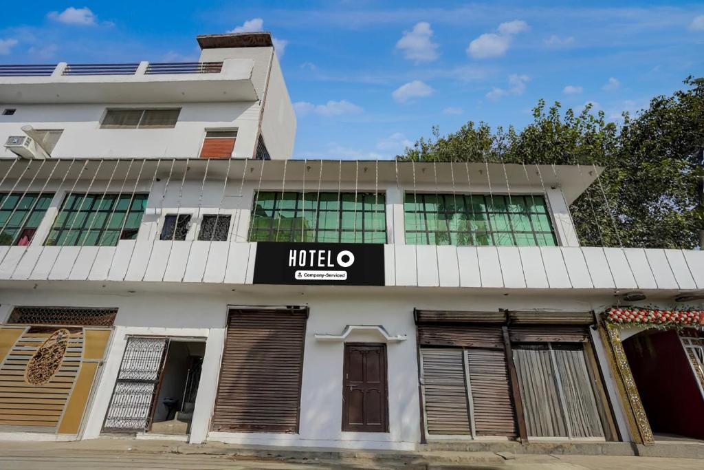 Το κτήριο όπου στεγάζεται  το ξενοδοχείο