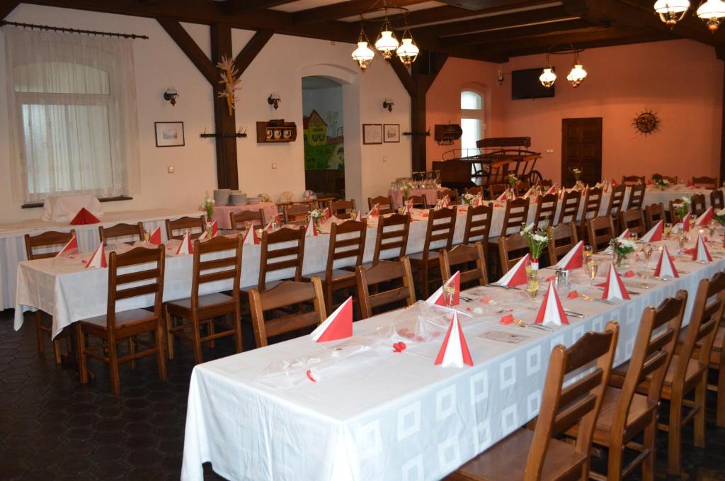 Restaurace v ubytování Hotel Na Statku