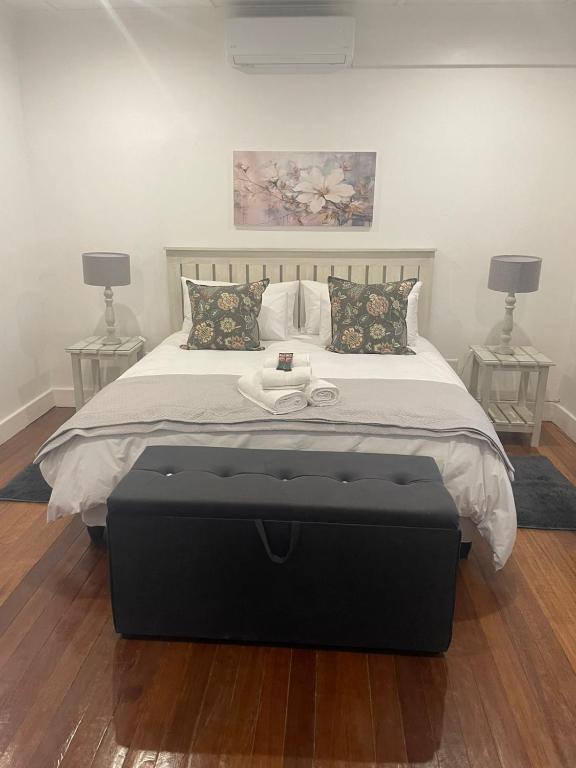 Gallery image of Cozy and Comfy in Graaff-Reinet