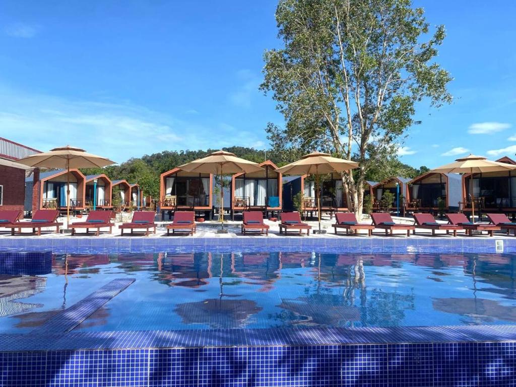 Piscina a Royal C Resort o a prop
