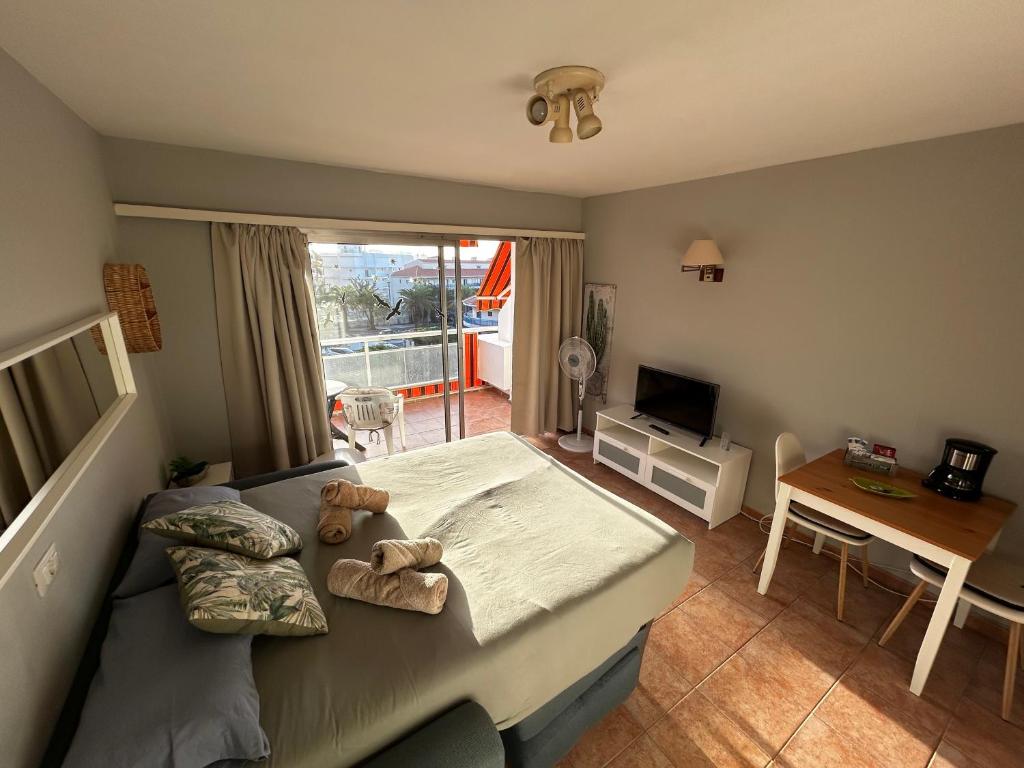 Una televisión o centro de entretenimiento en Aceviño Solimar