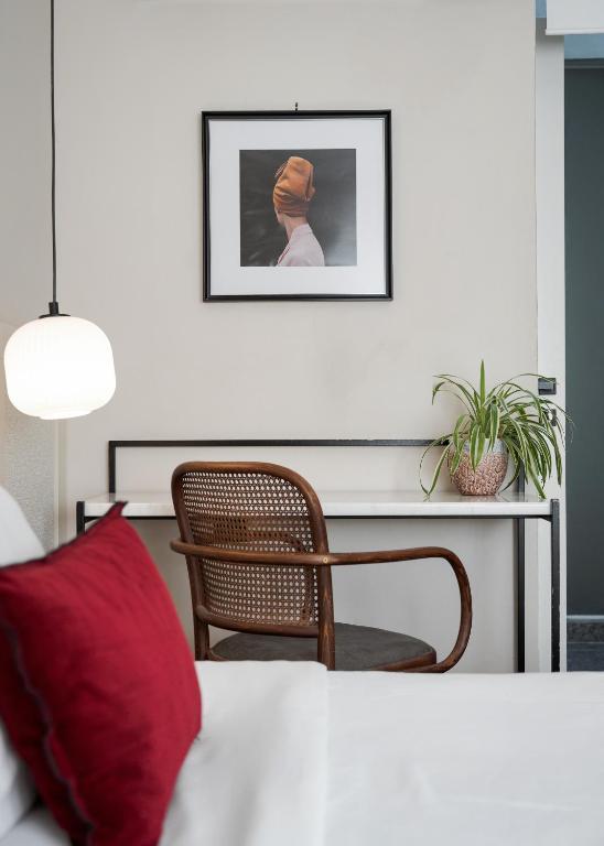 Civitas Suites Hotel - 8