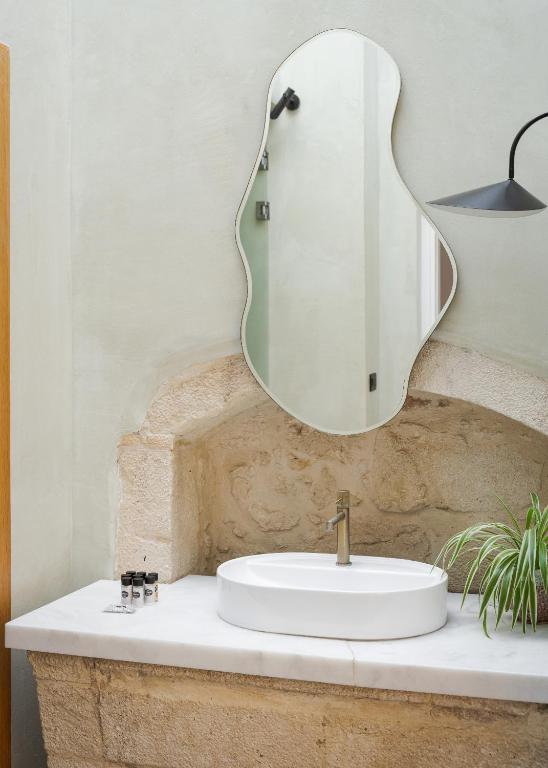 Civitas Suites Hotel - 9