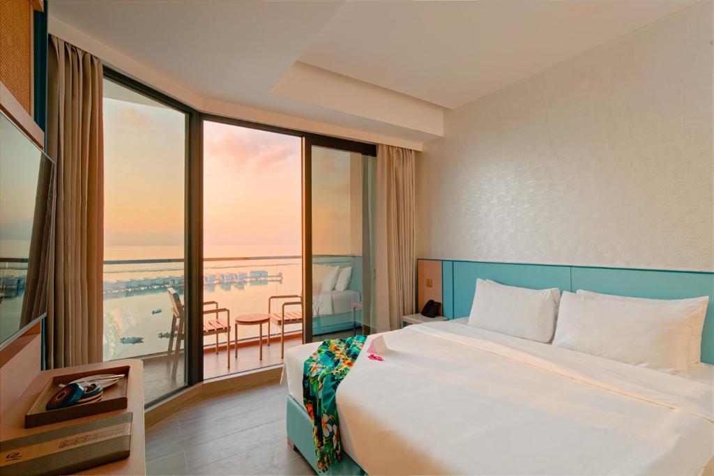 h78 Guraidhoo - View 20