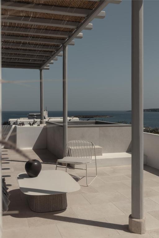 Akria Seaside Suites - 19