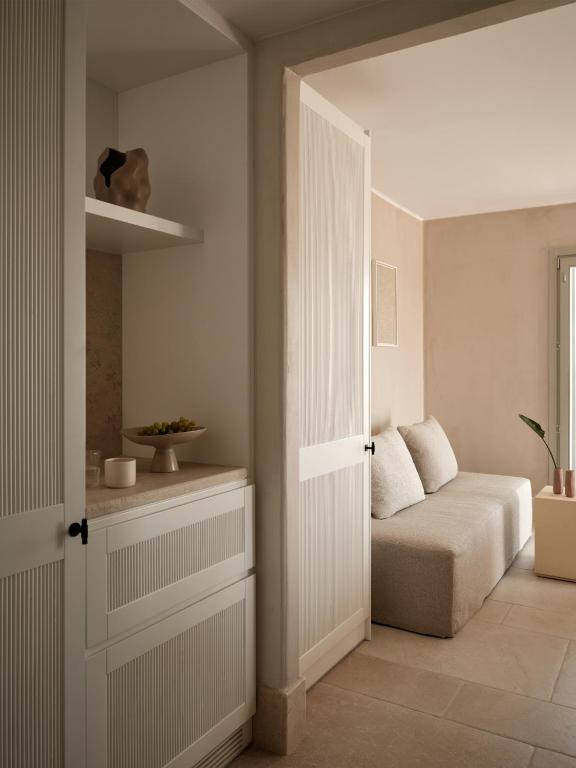 Akria Seaside Suites - 7