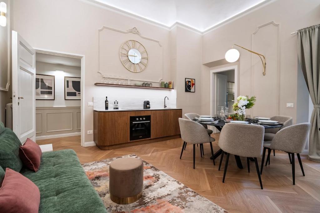NEW Luxury 3-bedroom & 4-bathroom Duomo